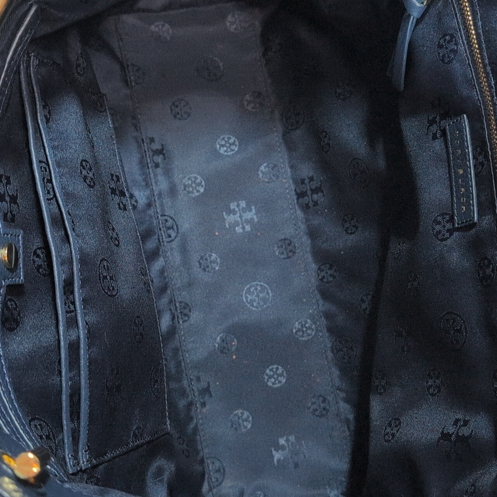 Tory Burch Bryant Tote with Matching Wallet Navy Blue - Picture 9 of 16